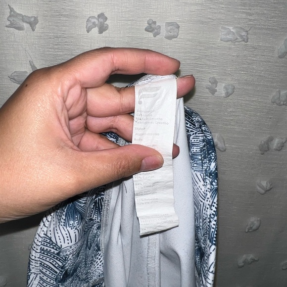 Fabletics Leggings - blue and white floral - Picture 6 of 6